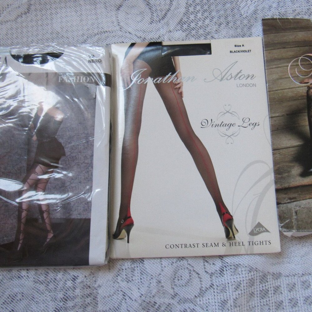 Lot of 4 pairs tights, made in Italy